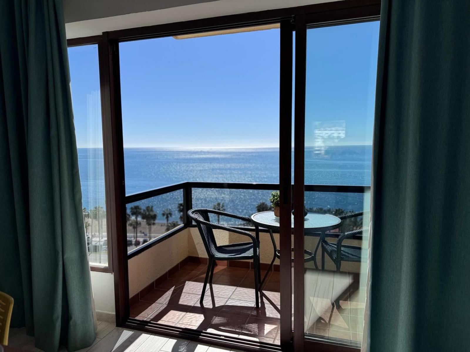 Aloha Playa Studio Sea Views Беналмадена Екстериор снимка