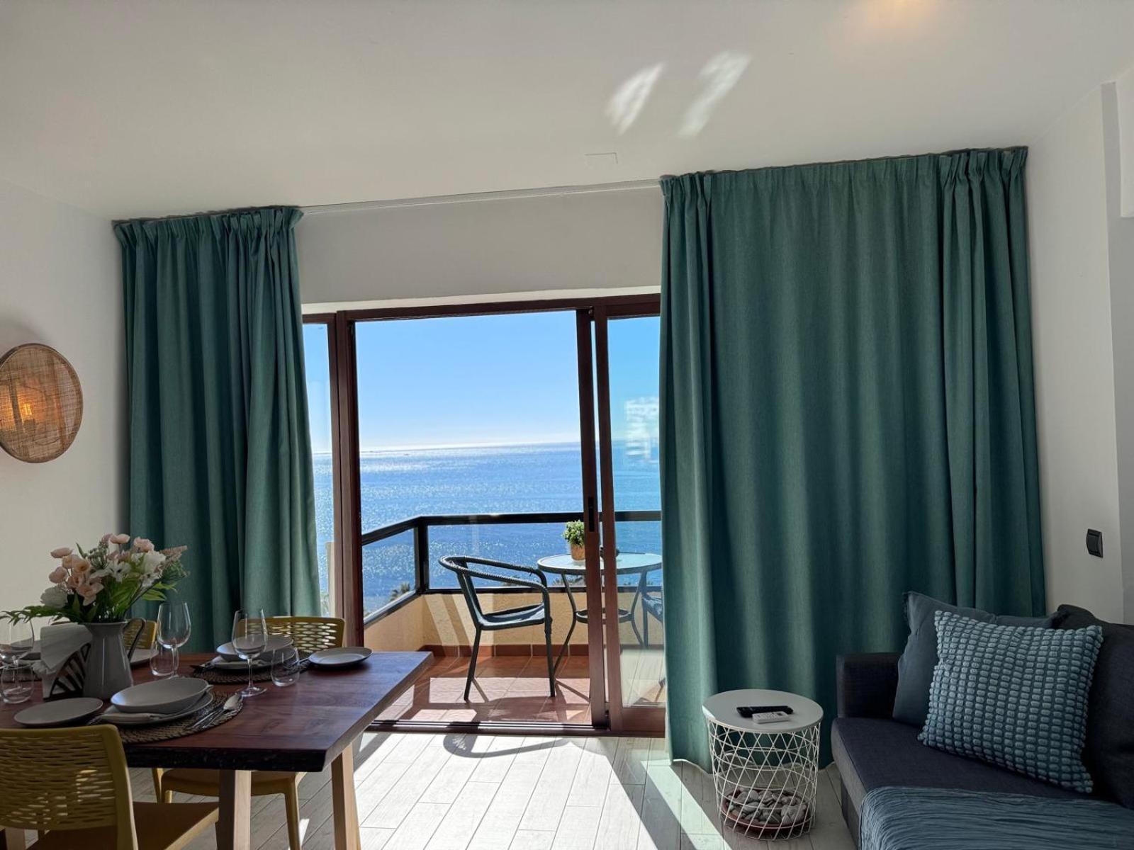 Aloha Playa Studio Sea Views Беналмадена Екстериор снимка