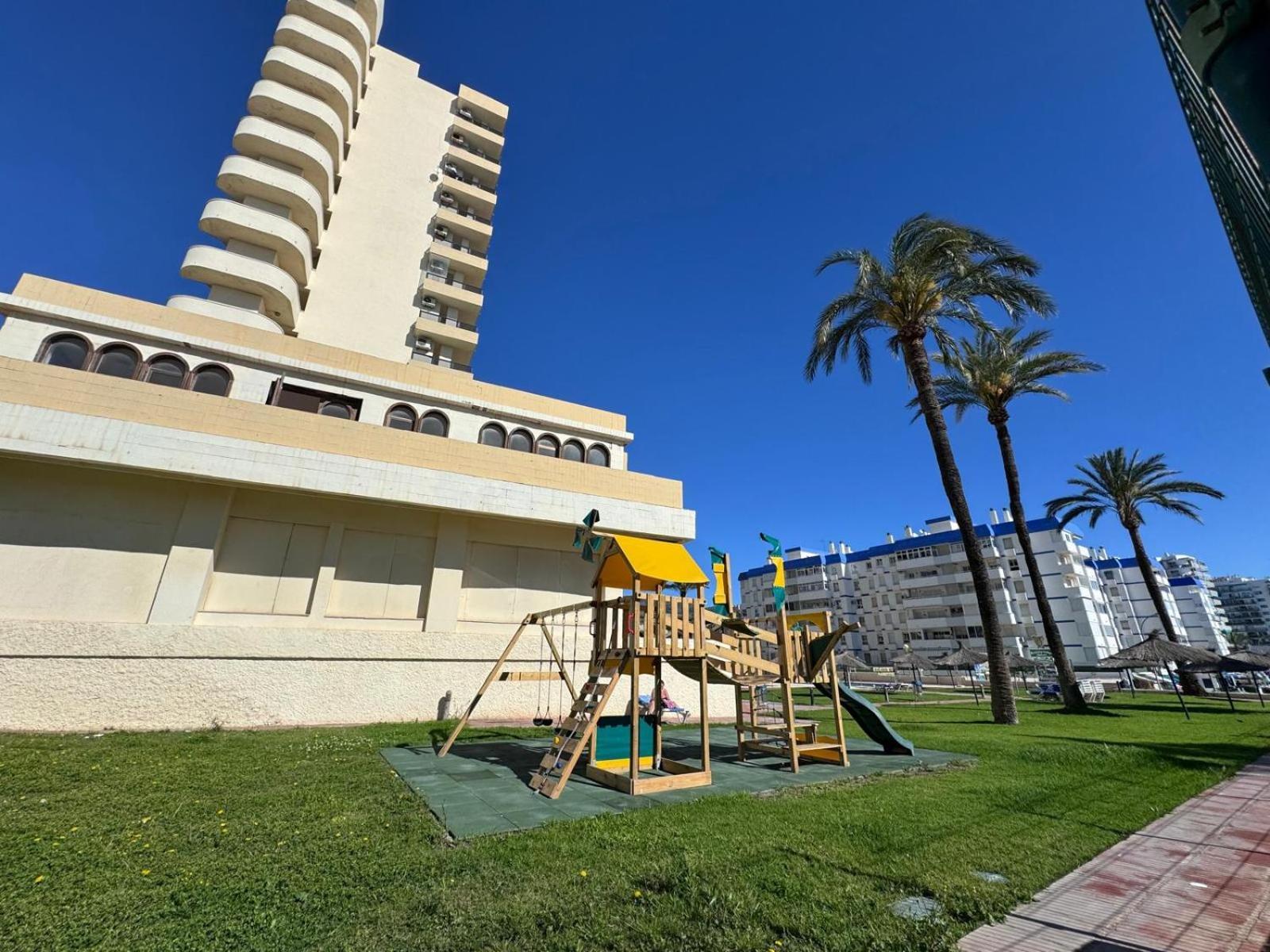 Aloha Playa Studio Sea Views Беналмадена Екстериор снимка